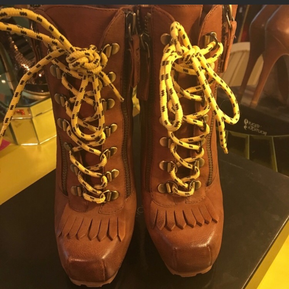 Boutique 9 Arael Booties size 8.5